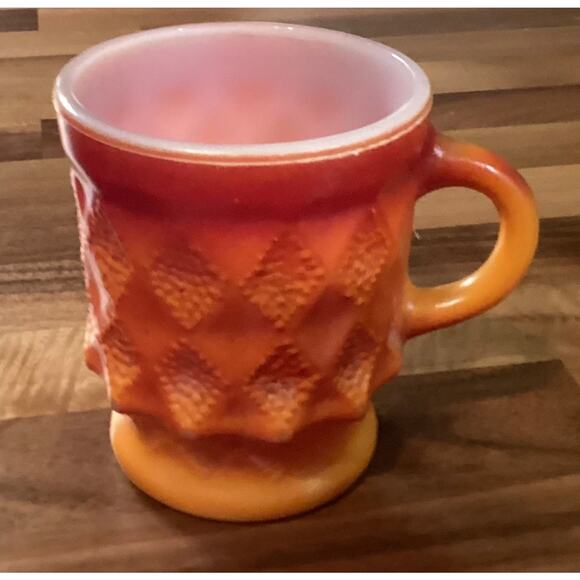 VTG Anchor Hocking Fire King KIMBERLY Textured Diamond Red Orange Ombre Mugs 3.5 - Picture 9 of 10